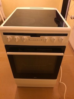 Sklokeramický sporák Amica SHC 577 40W