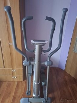 Eliptický trenažér ET 210 Magnetic Energetics