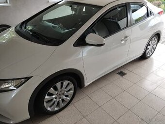 ALU Honda Civic 9g r17x7j ET 50, 225/45/17 Continental