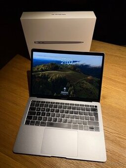 MacBook Air 13" Space Grey