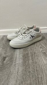 Dámské boty calvin klein 38
