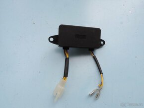 Generátor 220V, 2500/2200W