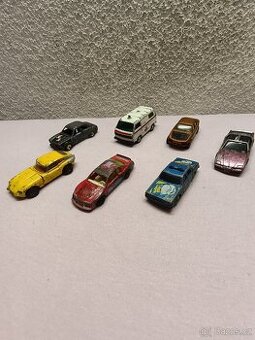 Retro stará kovová autíčka – sběratelská sada (8 ks)