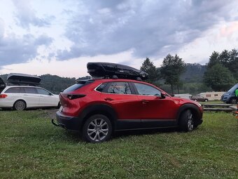 THULE Motion XT Sport (600) lesklá černá - střešní box