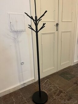 Prodám věšáky VAMEN nepoužívané, 2 roky staré