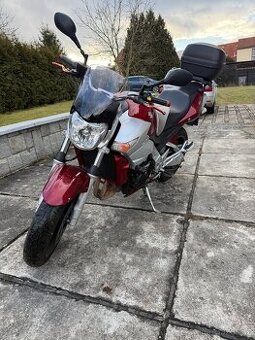 Suzuki GSR 600