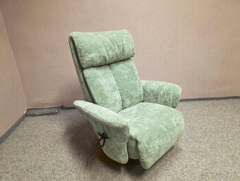 Nové relax křeslo Himolla 7727 Easy Swing mentol