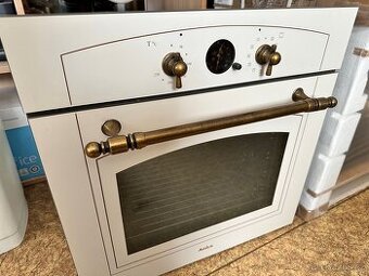 Trouba s retro vzhledem