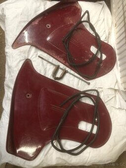 Jawa čz boční plechy