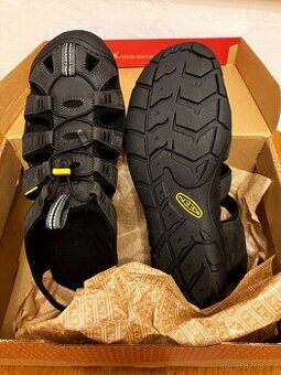 Sandály KEEN Clearwater vel. 44 CNX Kožené