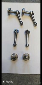 Škoda Tudor 1101-1102 uchyceni