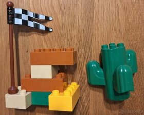 LEGO DUPLO 5813 Blesk McQueen - 1