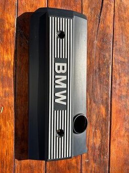 Kryt motoru BMW e46 323i, 328i