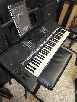 Yamaha PSR S 775 keyboard profi kvality , pouzdro