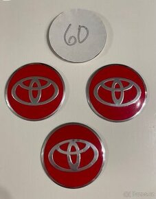 Středové pokličky samolepky alu kol TOYOTA červené 60 mm