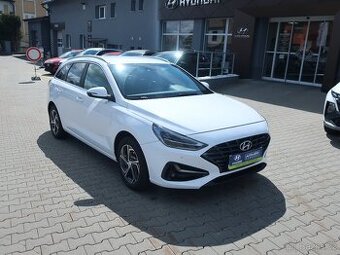 Hyundai i30 WG 1.6CRDi 85kW SMART ČR 1MAJITEL TAŽNÉ