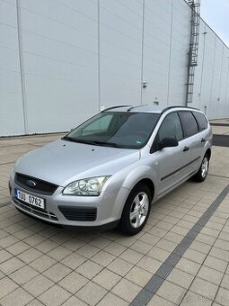 Prodám Ford Focus 2, 2005, 1.6 benzin, 74 kW.