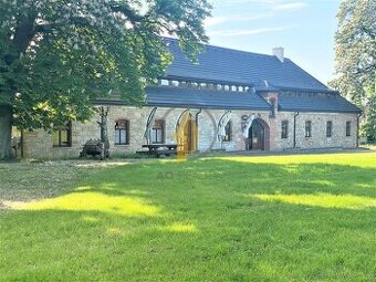 Pronájem zavedeného penzionu s restaurací v Českém ráji - 1