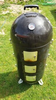 Prodám grill na pomalé grilování i uzený. Grill se dá také p