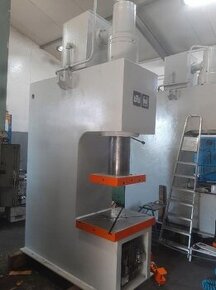 Lisy - hydraulické PYE 100 S1M - 1