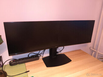 2x 24" LCD Samsung, Alza Ergo stojan, Dell USB-C dock