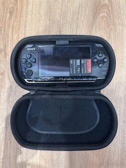 Sony PSP 3004 piano black - 1