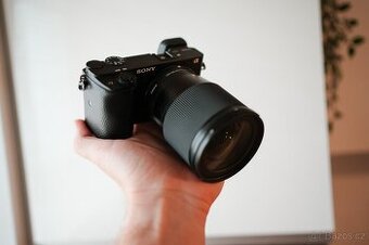 Sony a6300 + Sigma 16mm 1.4
