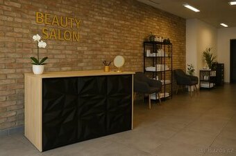 Recepce / recepční stůl