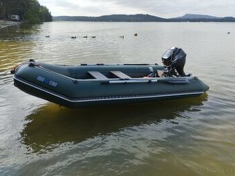 Člun s motorem Parsun 9.8 4t, a elektromotorem
