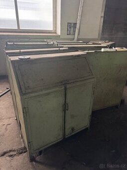 Skříňky dílenské - Skříň k soustruhu