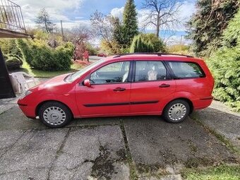 Ford Focus 1.6 benzín kombi krasavec