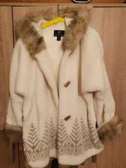 Prodám nový nepoužitý bílý kožíšek