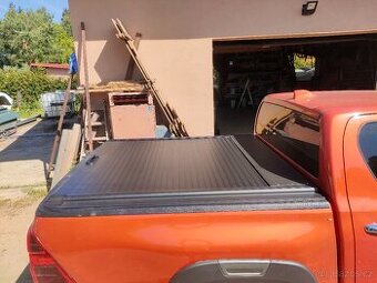 Roleta korby Toyota Hilux od 2015