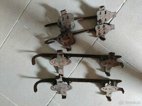 Starodávné brusle pánské a dámské s klíčkem