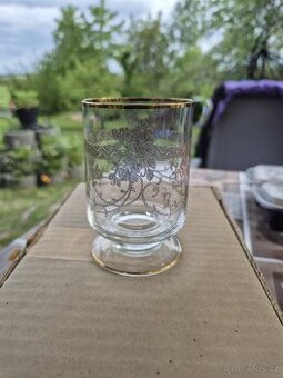 RETRO SKLENIČKY 6X MORAVSKÉ SKLÁRNY KVĚTNÁ