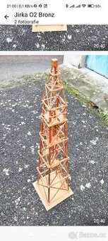 Dřevěný model věže