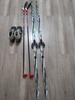Prodám běžecké lyže
