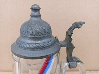 Nádherny a velmi starý krygl z 1 republiky se zalitou trikol