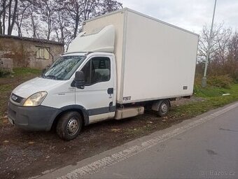 Iveco Daily 35S14 ,rok 2011 , 100kW do 3.5 tuny (B)