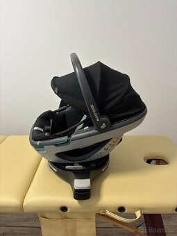 Maxicosi Coral 360 + základna FamilyFix 360