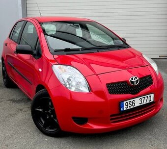 TOYOTA YARIS II 1.3 VVT-i 64 kW MANUÁL 2007 KLIMA POSILOVAČ