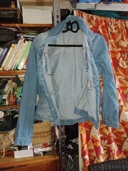 Č.12 džínová bunda