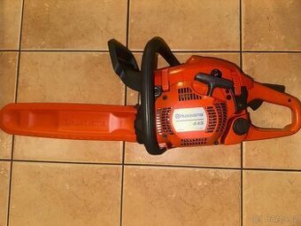Benzínová pila Husqvarna 445 15'' (tzv. farmářská)