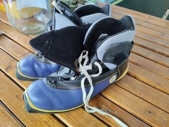 boty na běžky Salomon 26cm