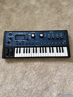 Novation MiniNova