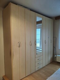 Prodam skrin a postel - 1