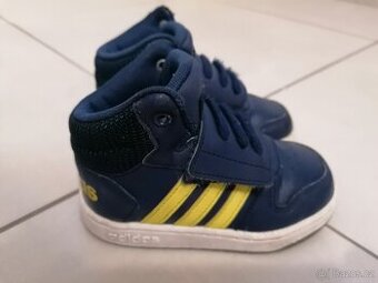 Kotníkové boty vel 22