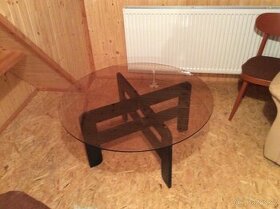 Konferenční stolek