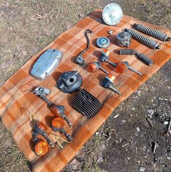 Náhradní díly JAWA