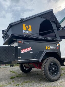 Střešní stan na auto celohliníkový PROOFF Trivor s montáží